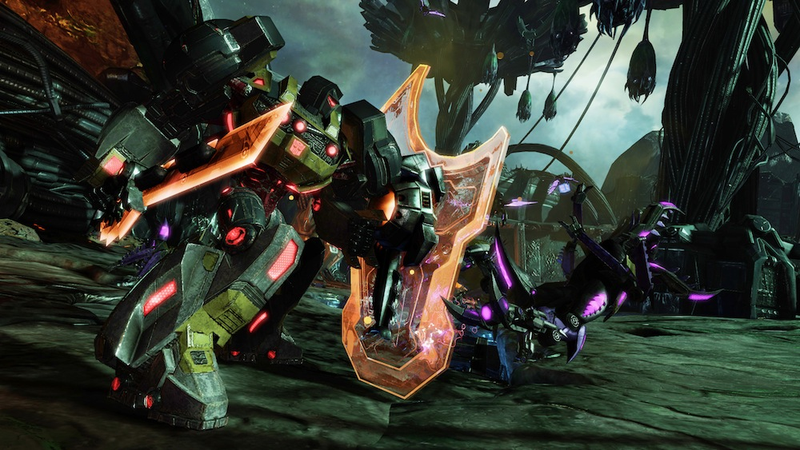 Illustration for article titled Starscream, Grimlock and More of this Fall's Fall of Cybertron Transformers